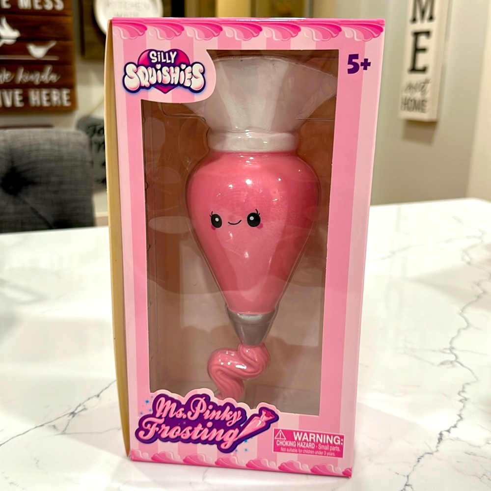 NWT Silly Squishes Ms Pinky Frosting